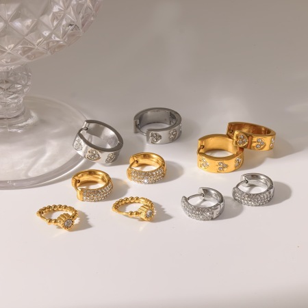 Boucles d'oreilles créoles pour femmes, style géométrique, en acier inoxydable, couleur or, étanches, avec strass, collection classique.