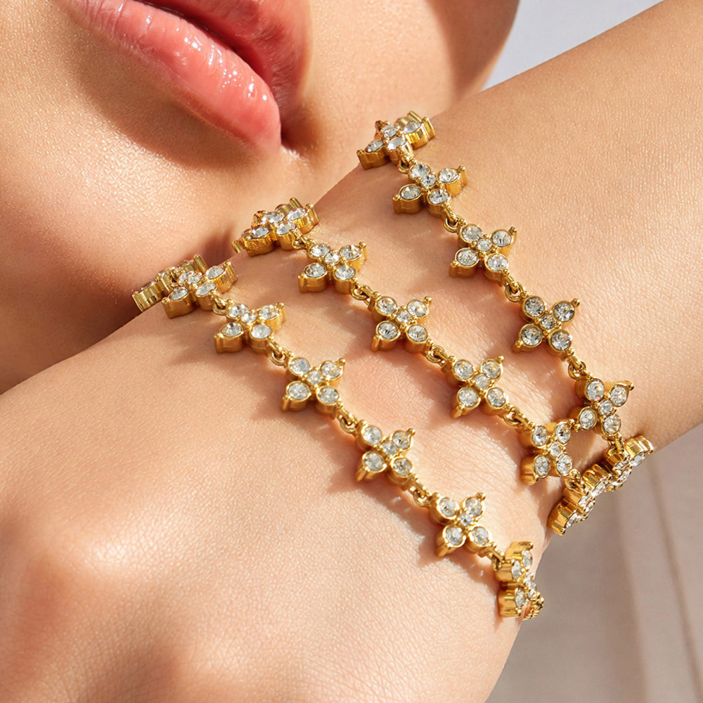 Bracelet À Maillons Pour Femme En Acier Inoxydable, Imperméable, Couleur Or, Orné De Strass Et D'Une Simple Fleur Image3