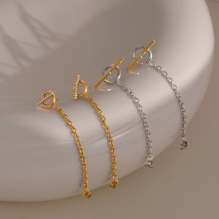 Boucles d'oreilles pendantes pour femme, style décontracté, avec pompon rond, en acier inoxydable étanche, couleur or, collection Simple Series 2