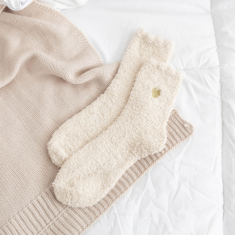 Chaussettes Mi-Mollet Basiques À Cœur, Couleur Unie, Légèrement Rebondissantes, Pour Femmes