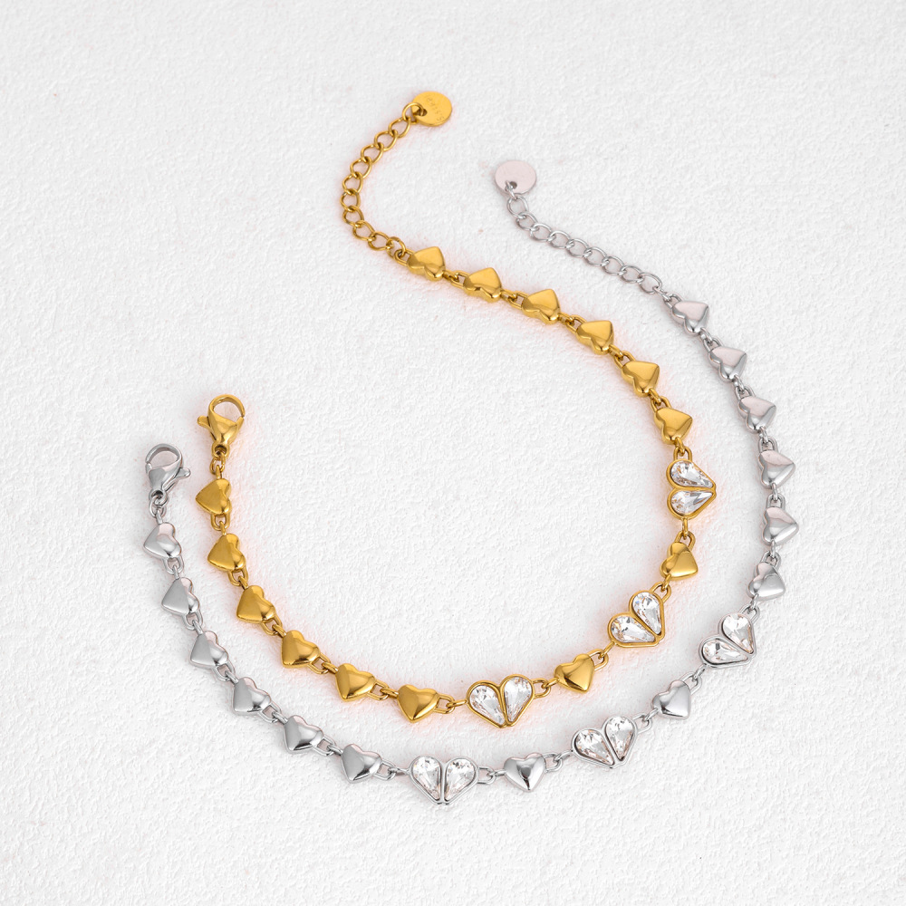 Bracelet Chaîne Pour Femme, Élégant Et Raffiné, Orné D'Un Motif Patchwork En Forme De Cœur, En Acier Inoxydable Étanche Et Zircon Doré. Image3