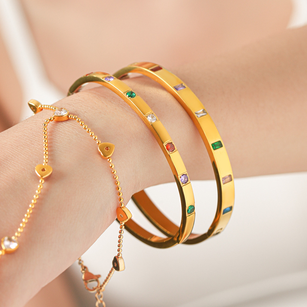 Bracelet Jonc De Luxe Pour Femme, Forme Elliptique Irrégulière, En Acier Inoxydable, Couleur Or, Avec Zircon, Idéal Pour Un Usage Quotidien. h5Image4