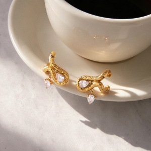Boucles D'Oreilles Puces Pour Femmes, Collection Simple, Style Décontracté, En Forme De Goutte Irrégulière, En Acier Inoxydable Étanche, Couleur Or, Avec Zircon. h5 Image3