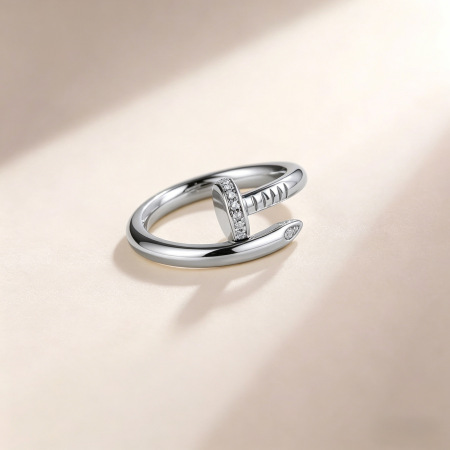 Bagues pour femmes en moissanite, plaquées rhodium, forme irrégulière élégante et élégante, collection Simple. 2