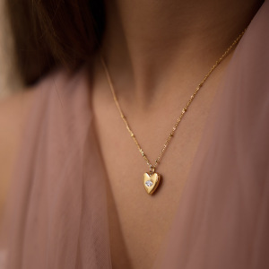 Colliers Pendentifs Pour Femmes En Acier Inoxydable, Couleur Or, Ornés D'Un Zircon Et D'Un Joli Cœur, Collection Simple Series h5 Image4