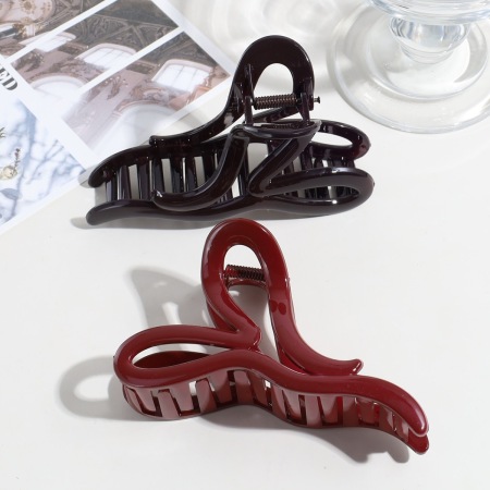 Griffes à cheveux acryliques couleur unie Cœur de la série Simple 2