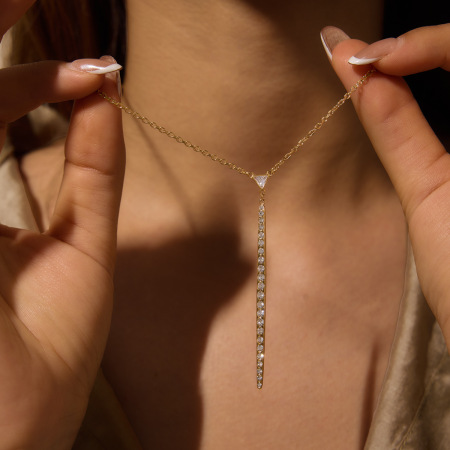 Colliers pendentifs pour femmes, série luxueuse, élégants, à pampilles, en acier inoxydable, étanches, couleur or, avec zircon.