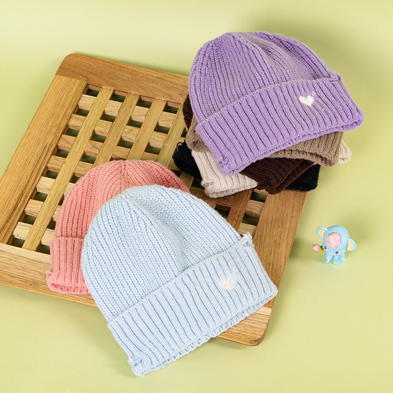 Bonnet En Polyester Uni À Cœur, Collection Simple, Décontracté. Image3