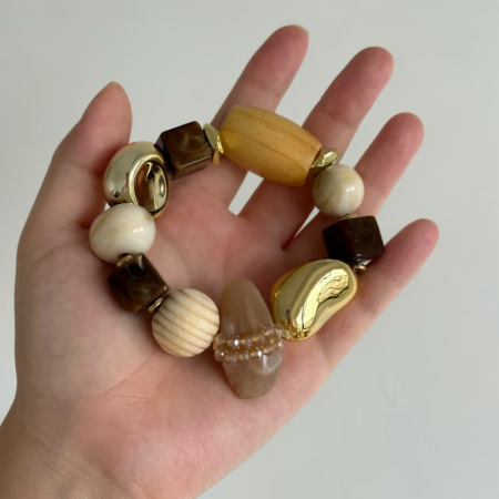 Bracelets de perles pour femmes en bois et résine de forme irrégulière 2