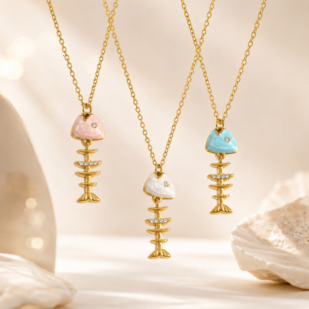 Colliers pendentifs pour femmes, collection Simple Series Vacation Fish, en acier inoxydable étanche couleur or