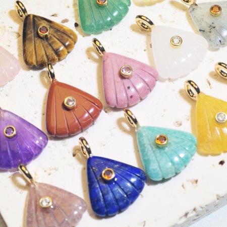 Pendentifs pour femmes en forme de coquillage avec pierres naturelles et zircon 2