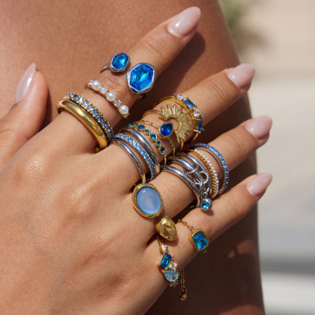 Bagues pour femmes de la série Luxueuse, au style rétro irrégulier, en acier inoxydable étanche, couleur or, serties de zircon.