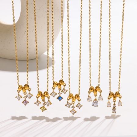 Colliers pendentifs pour femmes en acier inoxydable, étanches, couleur or, avec pompon et strass