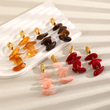 Boucles d'oreilles romantiques rétro de forme irrégulière en acier inoxydable uni, imperméables, avec perles dorées.
