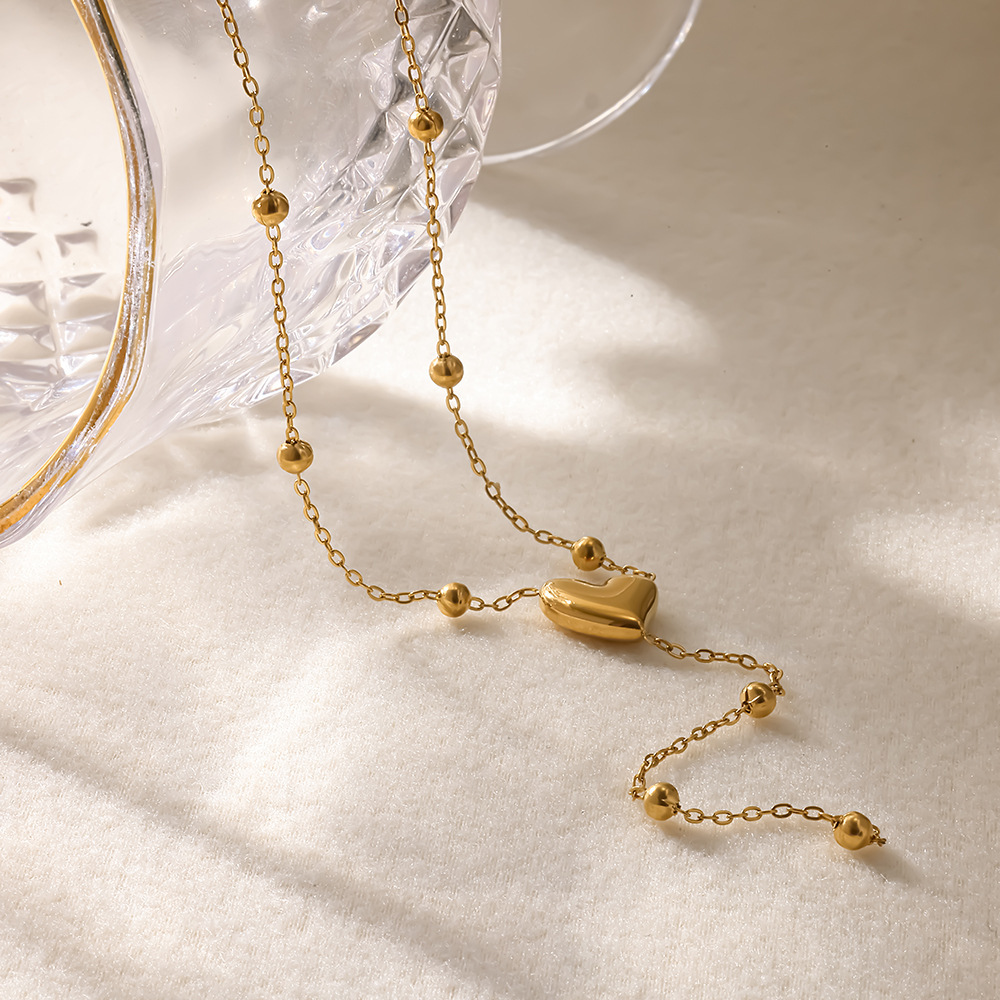 Colliers Pendentifs Femme Simple Series Casual Heart En Acier Inoxydable Étanche Couleur Or Image2