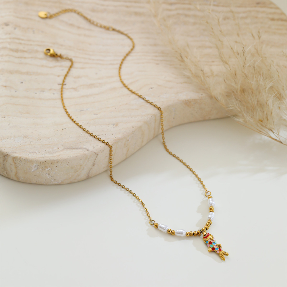 Colliers Pendentifs Pour Femmes Simple Series Daily Chain Fish En Acier Inoxydable Étanche Couleur Or Image4