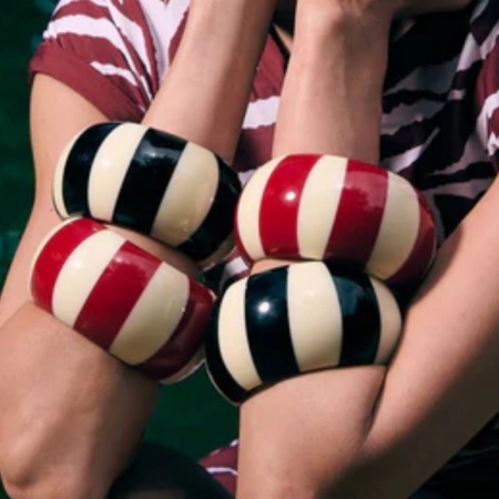 Bracelets pour femmes en résine multicolore à motif rayé punk
