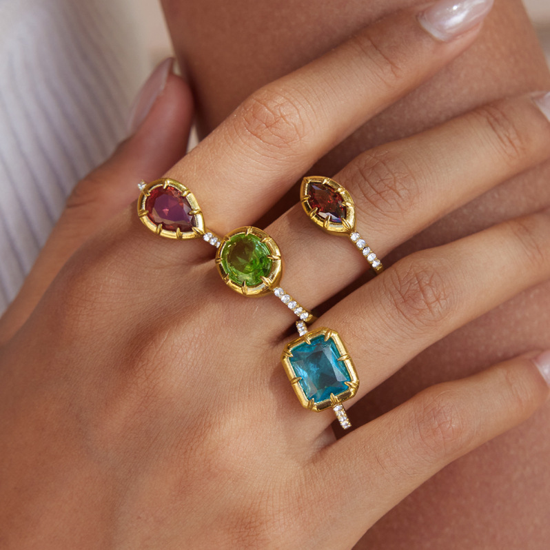 Bagues Pour Femmes En Acier Inoxydable Doré, Étanches, De Forme Géométrique Élégante Et Serties De Zircon, Collection Luxueuse. Image3