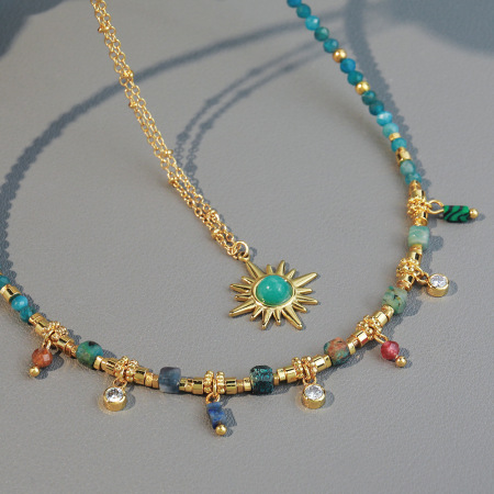 Colliers de perles rétro pour femmes, ornés de pierres naturelles et de motifs soleil. 2