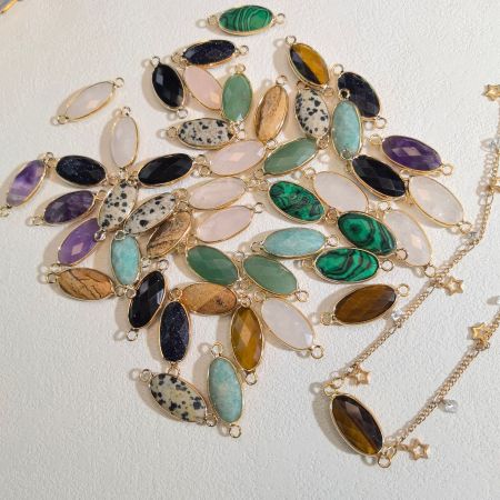 Pendentifs pour femmes en pierres naturelles de forme elliptique 2