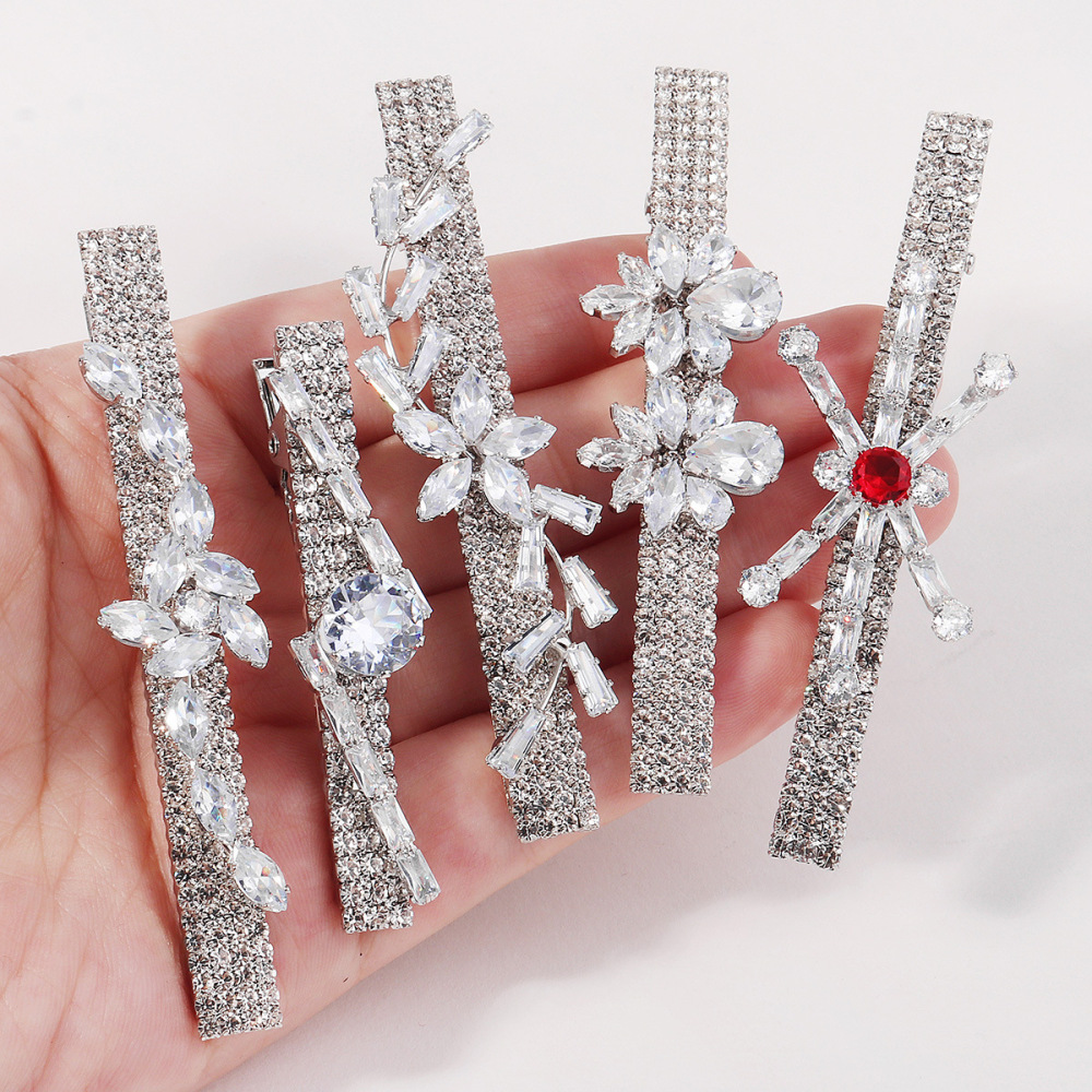 Pinces À Cheveux Luxueuses En Alliage, Couleur Unie, Ornées De Strass Et De Zircon, Motif Floral Simple Image3