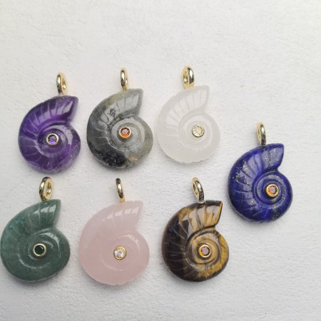 Pendentifs pour femmes en forme de coquillage, style océanique, pierres naturelles, cuivre doré et zircon 2