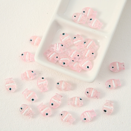 Perles émaillées en forme de poisson mignon 2
