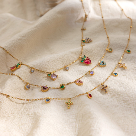 Colliers pendentifs pour femmes, collection romantique, en forme de cœur, avec fruits et croix, en acier inoxydable étanche, couleur or et zircon. 2
