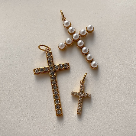 Pendentifs pour femmes en forme de cœur et de croix, en acier inoxydable étanche, couleur or, avec perle artificielle, collection classique à faire soi-même 2