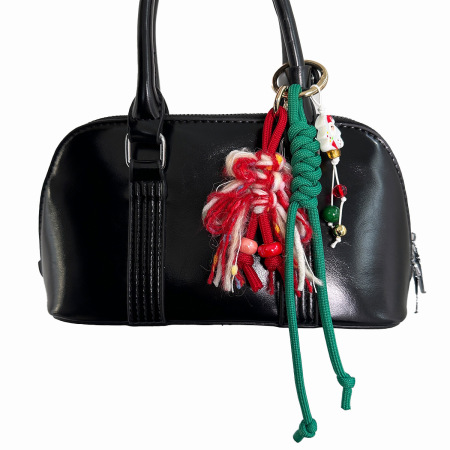 Breloques de sac en corde tressée, nœud papillon torsadé, pompon de Noël, couleurs assorties, collection Simple Series Casual Bow Knot Twist 2