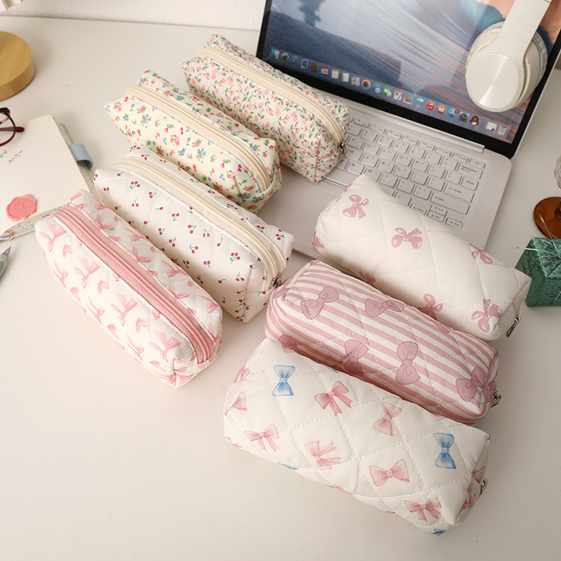 Pochettes À Stylos En Polyester Doux, Motif Fleur, Cœur Et Nœud Papillon, Style Cerise, Collection Simple Series h5Image4