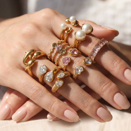 Bagues pour femmes en acier inoxydable doré, élégantes et de forme irrégulière, serties de zircon, couleur or, de la collection Luxueuse.