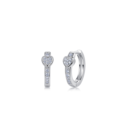 Boucles d'oreilles pour femme en argent sterling 925 couleur or, motif cœur élégant de la collection Classique, avec moissanite.