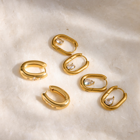 Boucles d'oreilles créoles pour femmes en acier inoxydable doré, étanches et en forme de U, ornées de strass.
