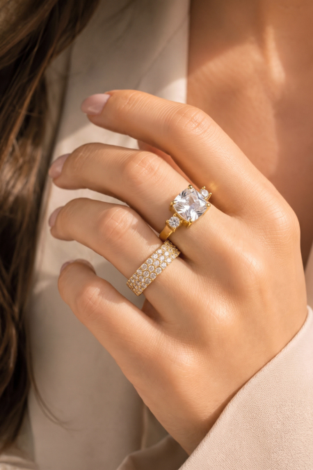 Bague ajustable ornée de strass 2