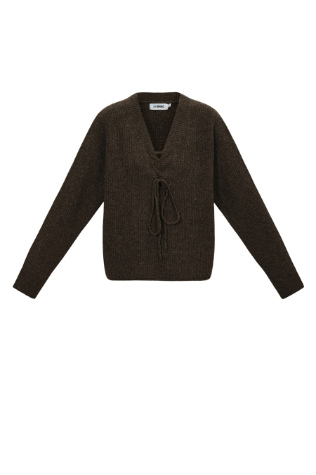 Pull À Lacets 2