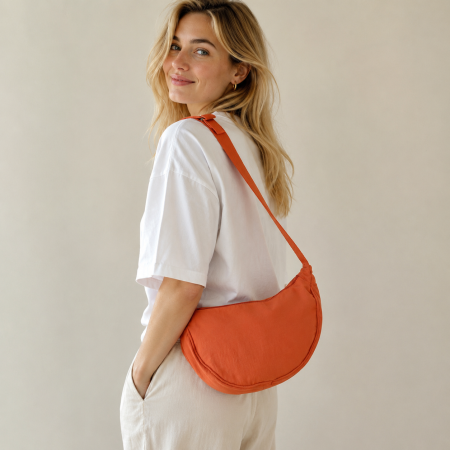 Sacs bandoulière demi-lune en nylon uni, style sportif 2