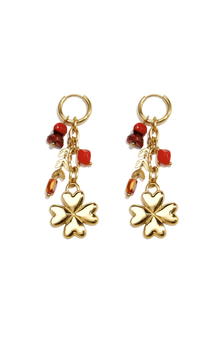 Petites boucles d'oreilles créoles ornées d'un trèfle, de perles et de feuilles pendantes