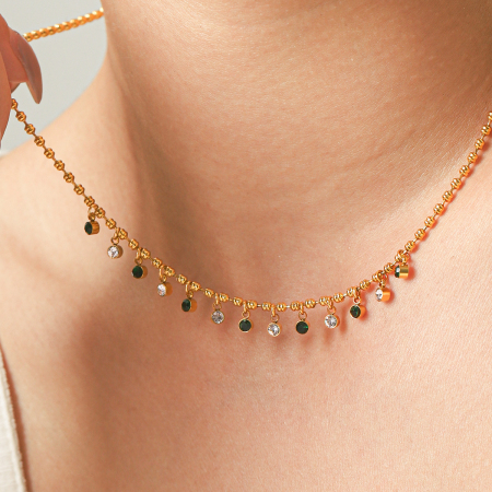 Colliers pendentifs pour femmes Simple Series Daily Tassel en acier inoxydable étanche couleur or avec zircon