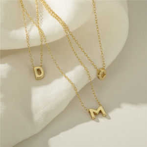 Boucles D'Oreilles Colorées Simple Series Daily Letter Pour Femmes, Plaquées Rhodium, En Argent Sterling 925. h5 Image3