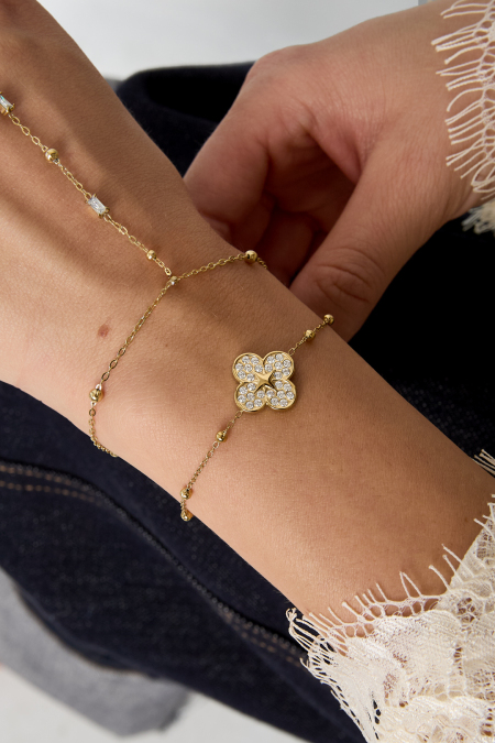 Bracelets à breloques en acier inoxydable Trèfle Collection Simple Daily Simple Bijoux pour femmes 2
