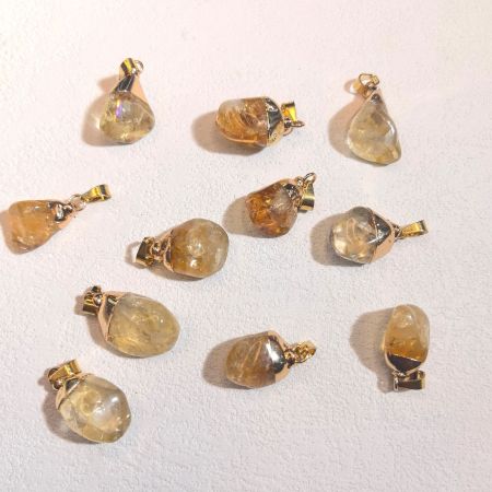 Pendentifs pour femmes en pierres naturelles de forme irrégulière (Pierre naturelle, chaque pendentif ayant une forme différente) 2