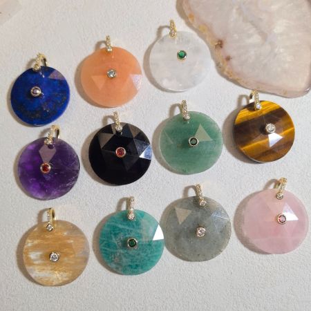 Pendentifs pour femmes en zircon couleur cuivre doré et pierres naturelles de forme ronde