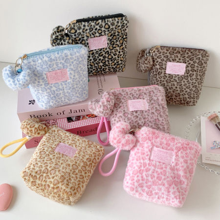 Trousses à maquillage Simple Series Retro Heart Leopard Print en fausse fourrure