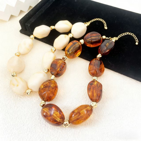 Colliers de perles rétro en acrylique pour femmes 2