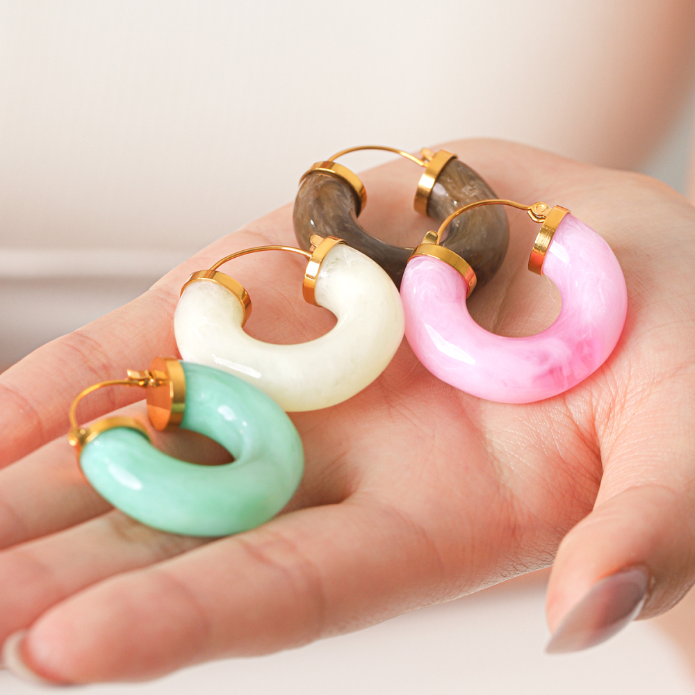 Boucles D'Oreilles Créoles Pour Femmes, Style Rétro, Géométriques, En Résine Dorée, Collection Simple Series Image4