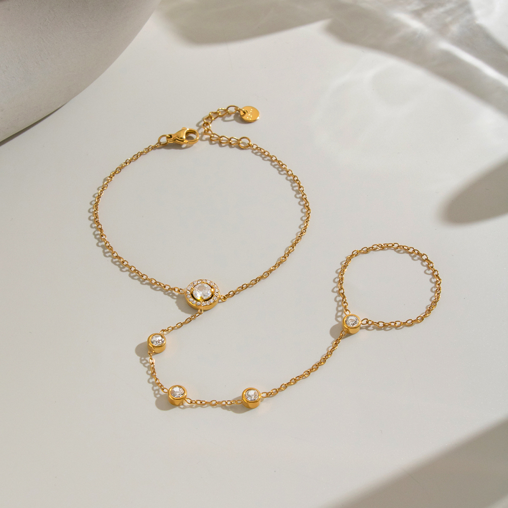 Chaîne De Main Pour Femme En Acier Inoxydable Étanche Couleur Or Avec Zircon Image4