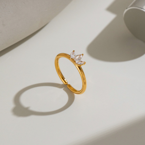 Bagues Pour Femmes En Acier Inoxydable Doré, En Forme De Fleur, Étanches, Avec Zircon Et Pierre Précieuse h5 Image3