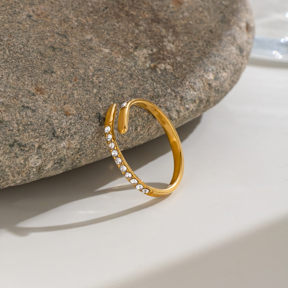 Bagues Minimalistes Pour Femmes En Acier Inoxydable Étanche Avec Strass Image4