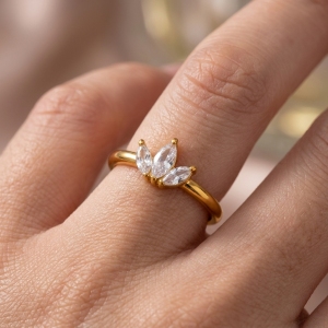 Bagues Pour Femmes En Acier Inoxydable Doré, En Forme De Fleur, Étanches, Avec Zircon Et Pierre Précieuse h5 Image2